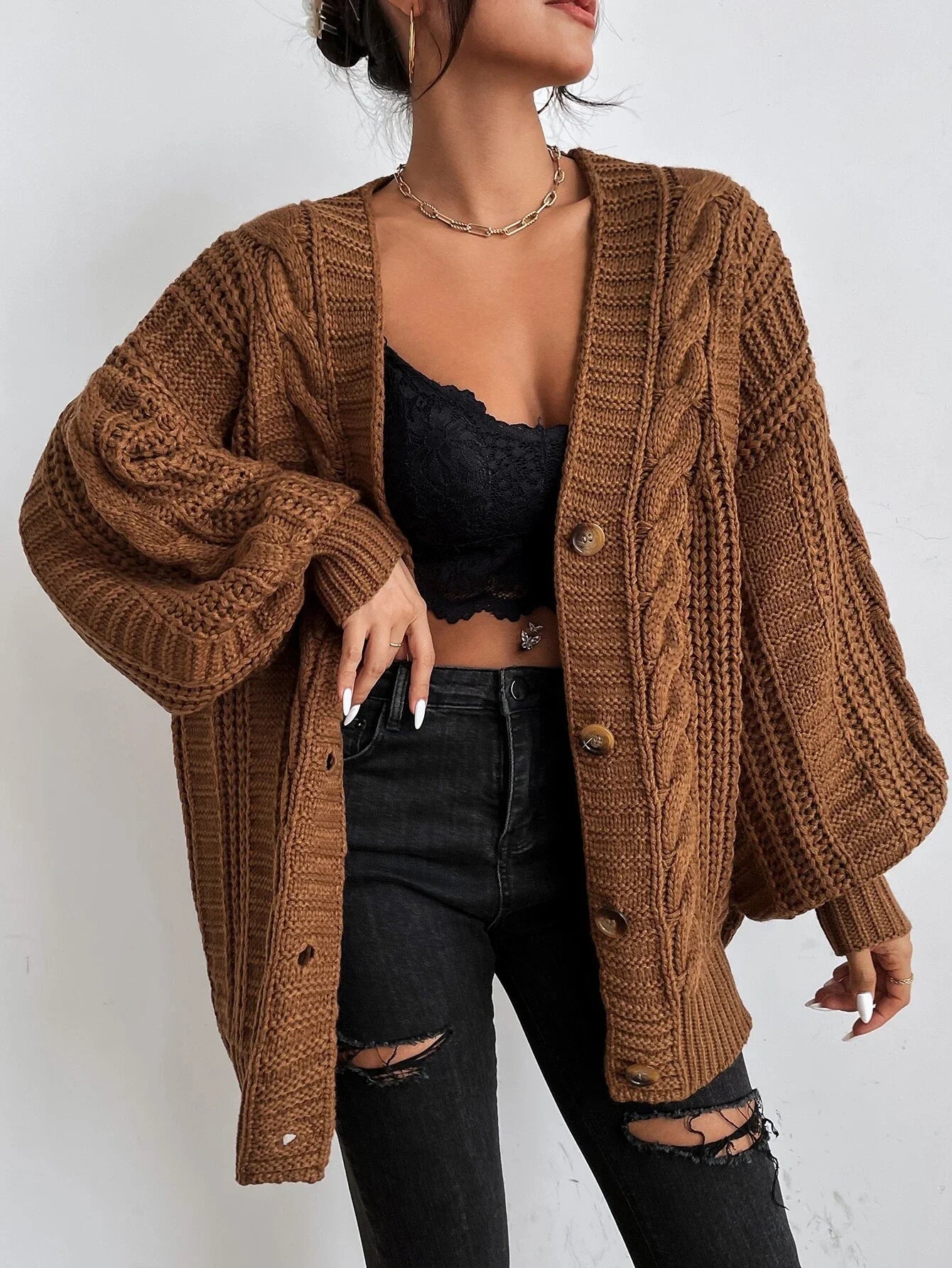 Åsvor | Oversize Cardigan med Kabelstrik