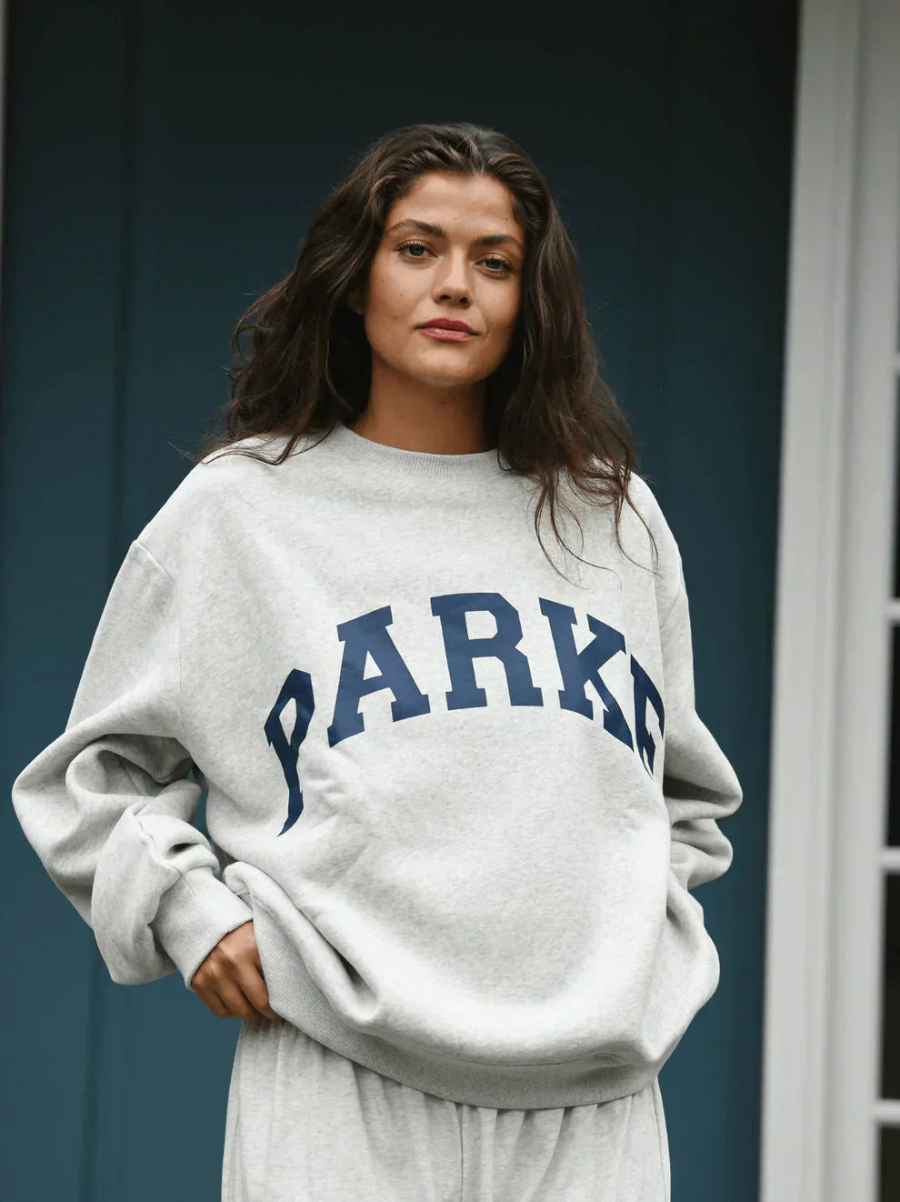 Solrun | Varsity Sweatshirt med Bogstavtryk