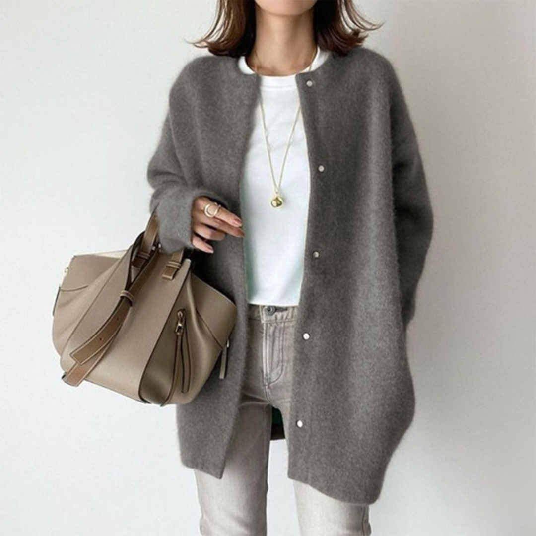 Yrsa | Klassisk Cardigan med Knapper