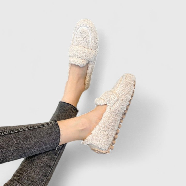 Josefa | Varme tøfler med elegant design