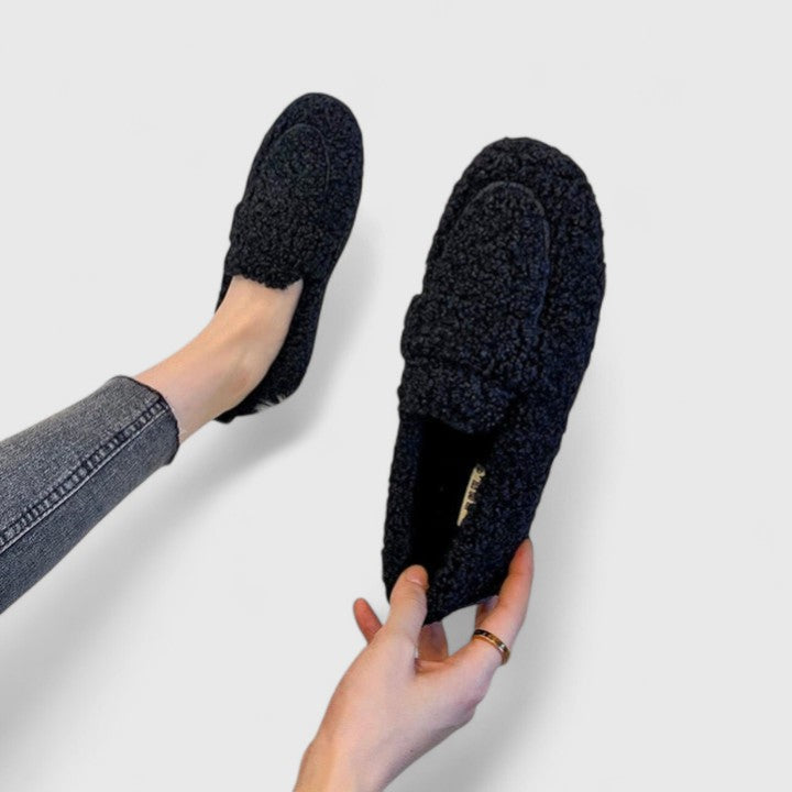 Josefa | Varme tøfler med elegant design