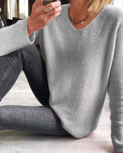 Sweater med V-hals set bagfra