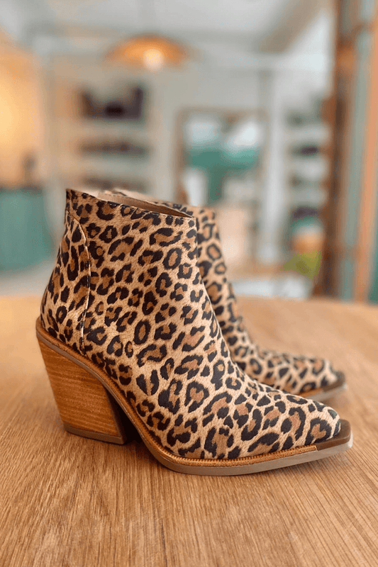 Rita | Ankelstøvler i Leopard med Spids Tå