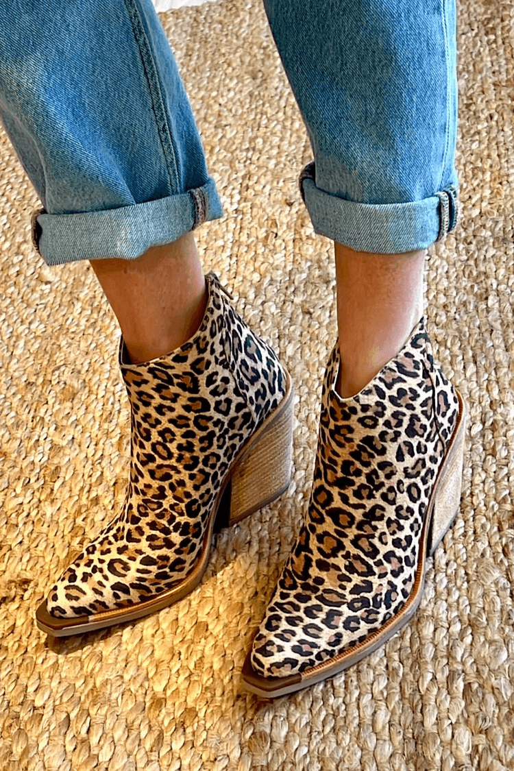 Rita | Ankelstøvler i Leopard med Spids Tå