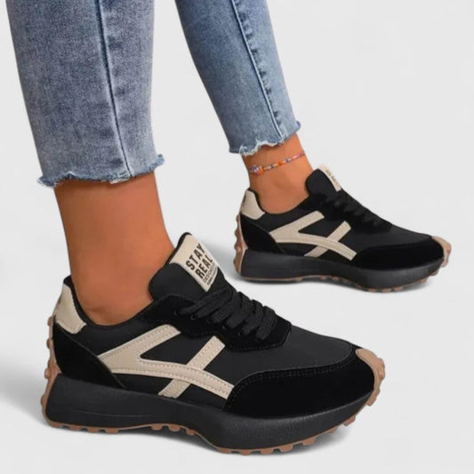 Gunnfrid | Sporty Kontrast Sneakers