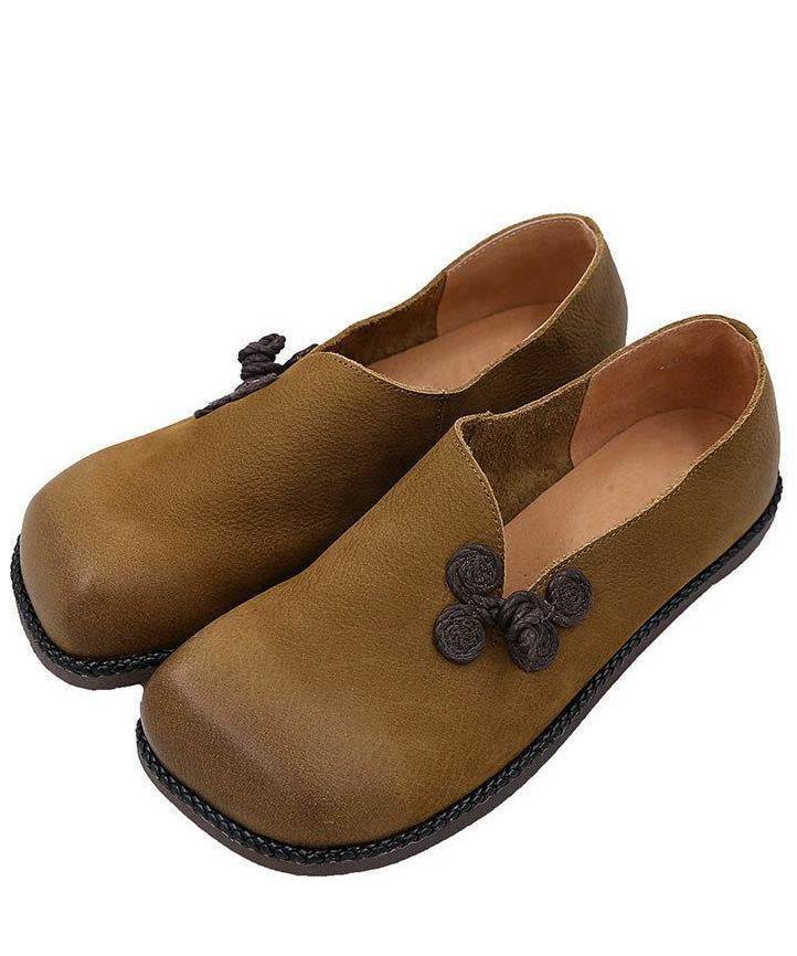 Loafers med knudedetalje set bagfra