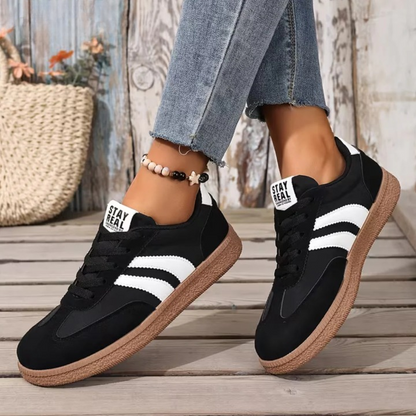 Sunnveig | Retro Sneakers