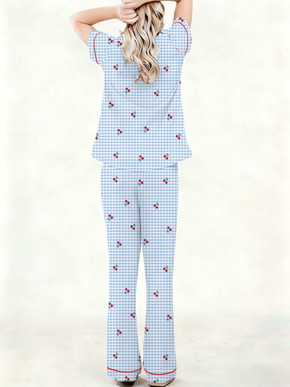 Kortærmet ternet pyjamassæt set fra siden