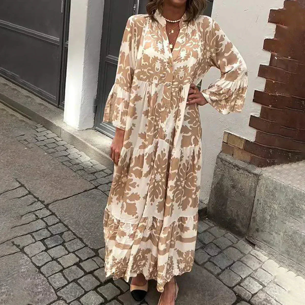Herlaug | Blomstret Maxikjole med Lange Ærmer