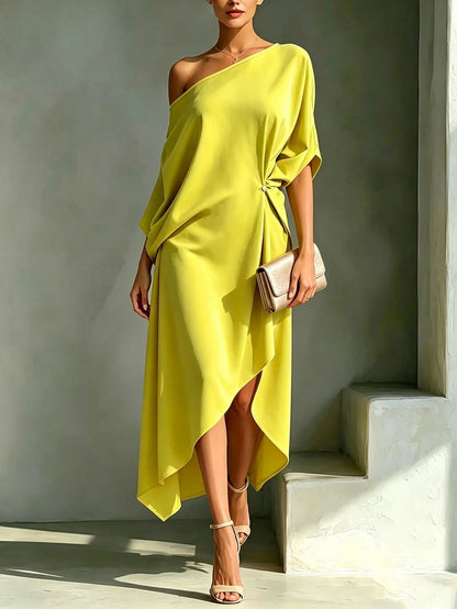 Mille draperet asymmetrisk maxikjole set forfra