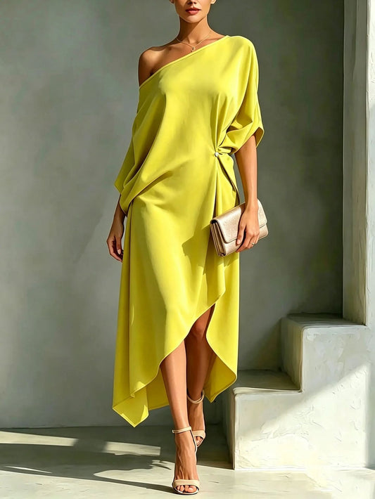 Mille draperet asymmetrisk maxikjole set forfra