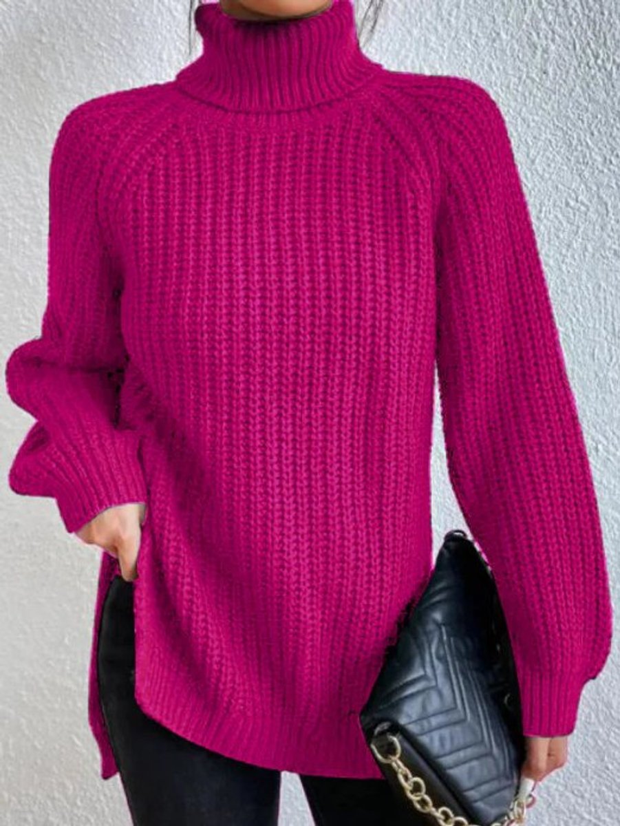 Oversize rullekravesweater i grovstrik nærbillede af lukningen