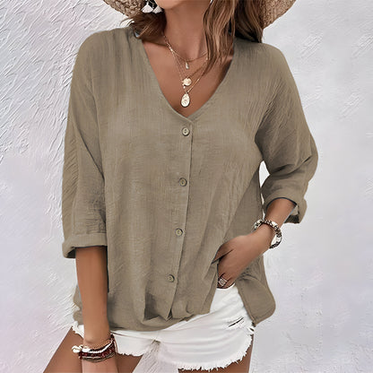Nanna | V-Hals Bluse med Knapper