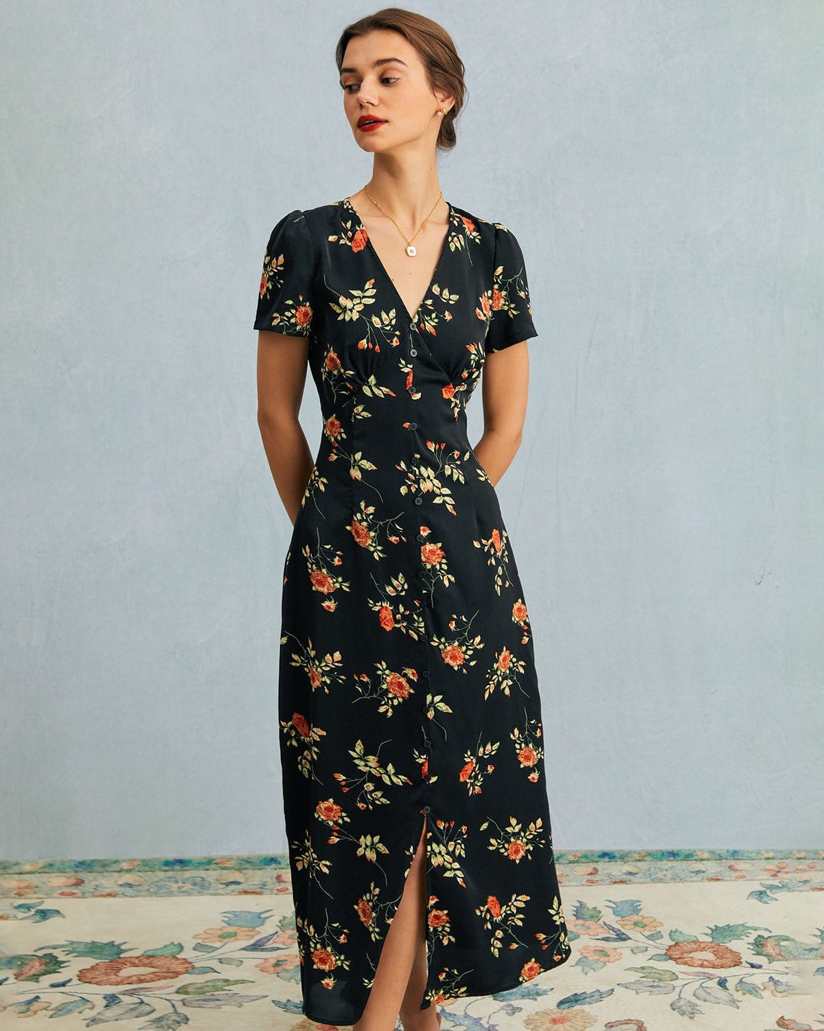 Astrid | Sort blomsterprint midikjole