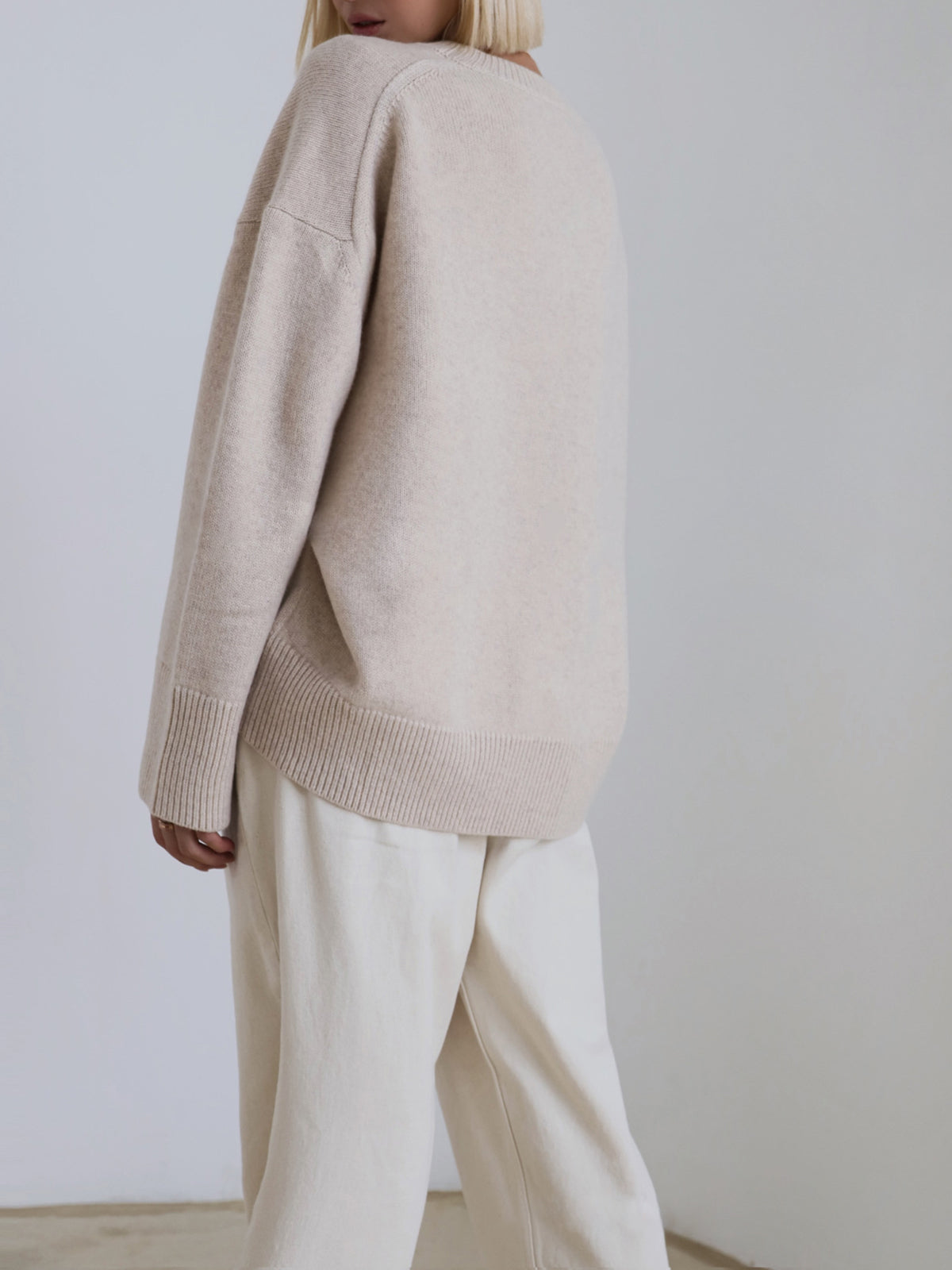 Ragnelv | Klassisk Sweater med Ribkant