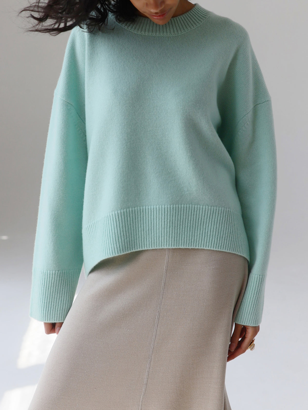Ragnelv | Klassisk Sweater med Ribkant