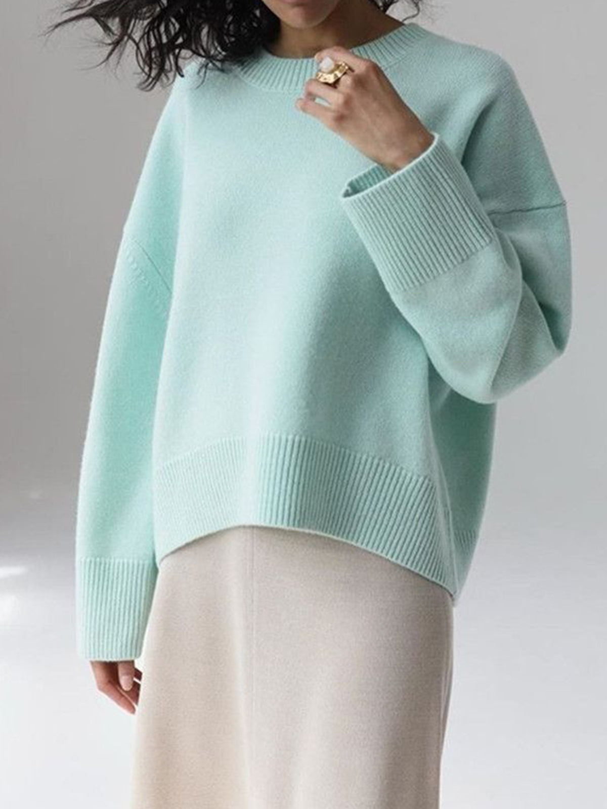 Ragnelv | Klassisk Sweater med Ribkant