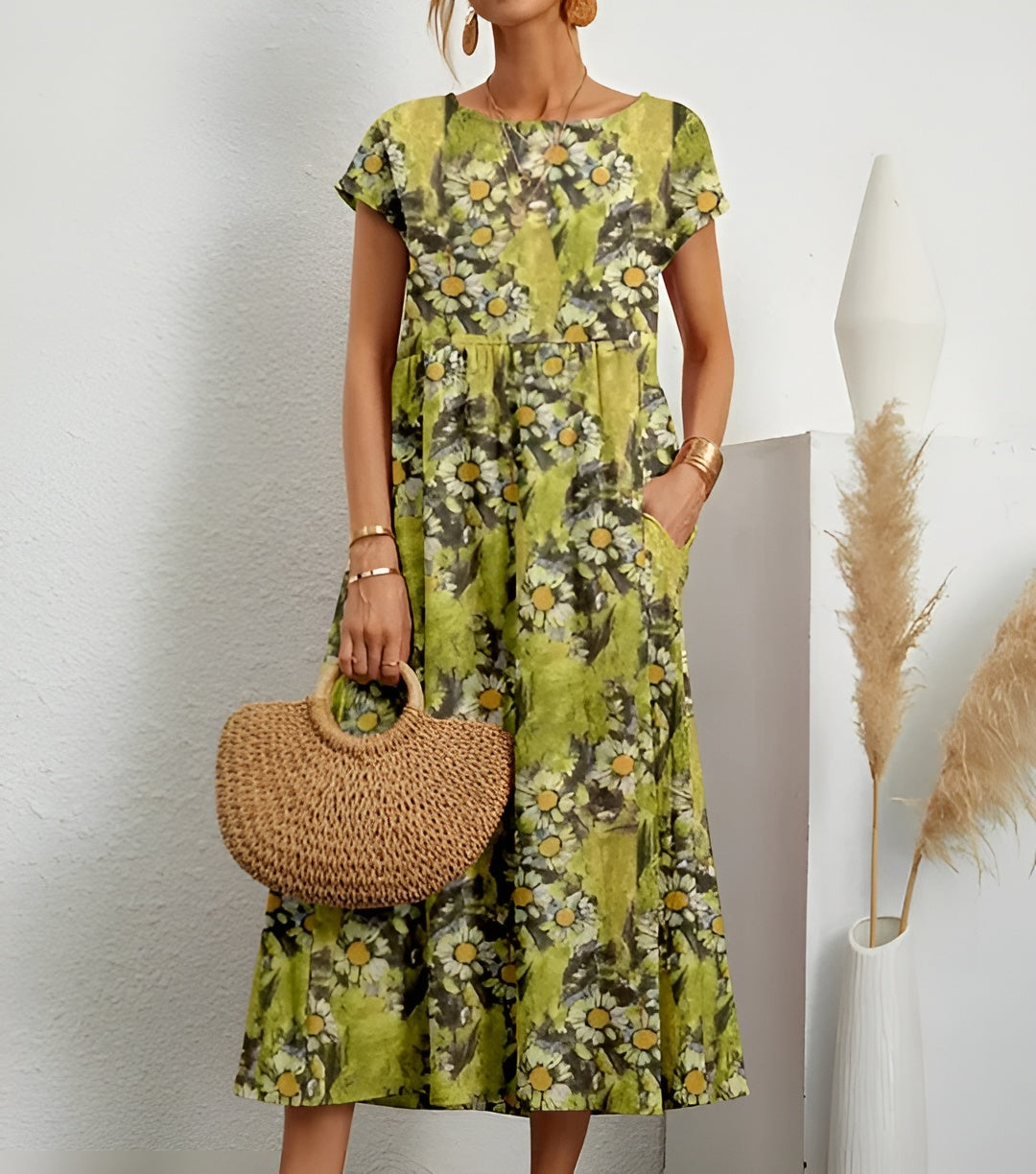 Sirje – Let sommerkjole med blomsterprint